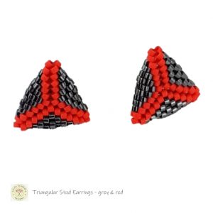 triangular stud earrings grey & red